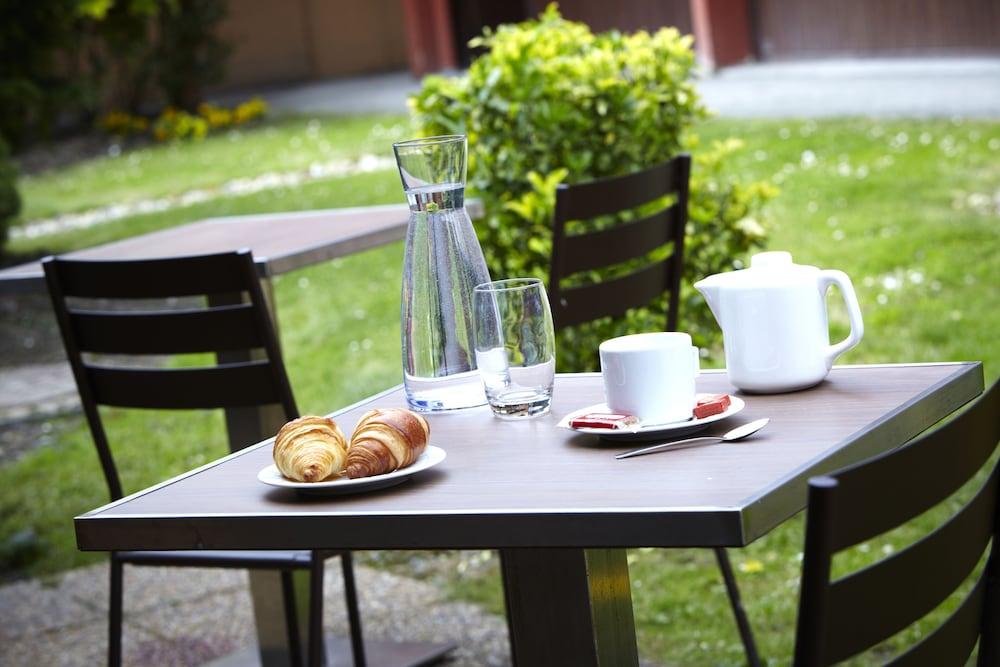 Campanile Evry Est - Saint Germain Les Corbeil Hotell Eksteriør bilde
