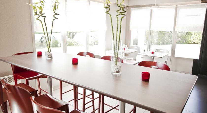 Campanile Evry Est - Saint Germain Les Corbeil Hotell Eksteriør bilde