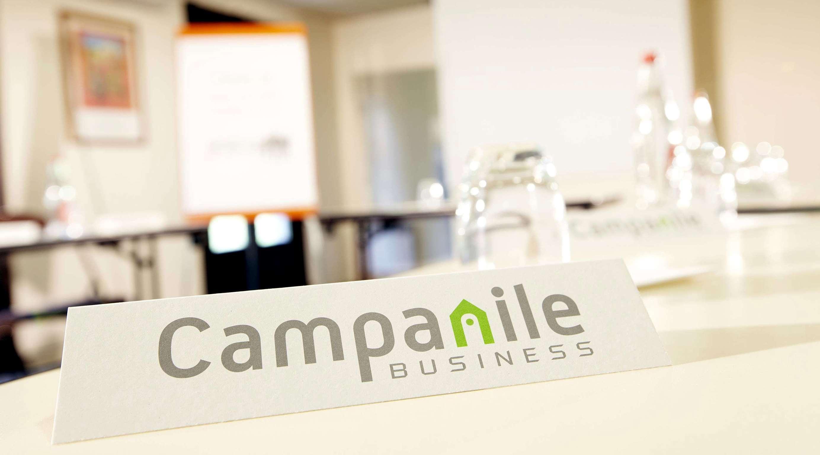 Campanile Evry Est - Saint Germain Les Corbeil Hotell Eksteriør bilde