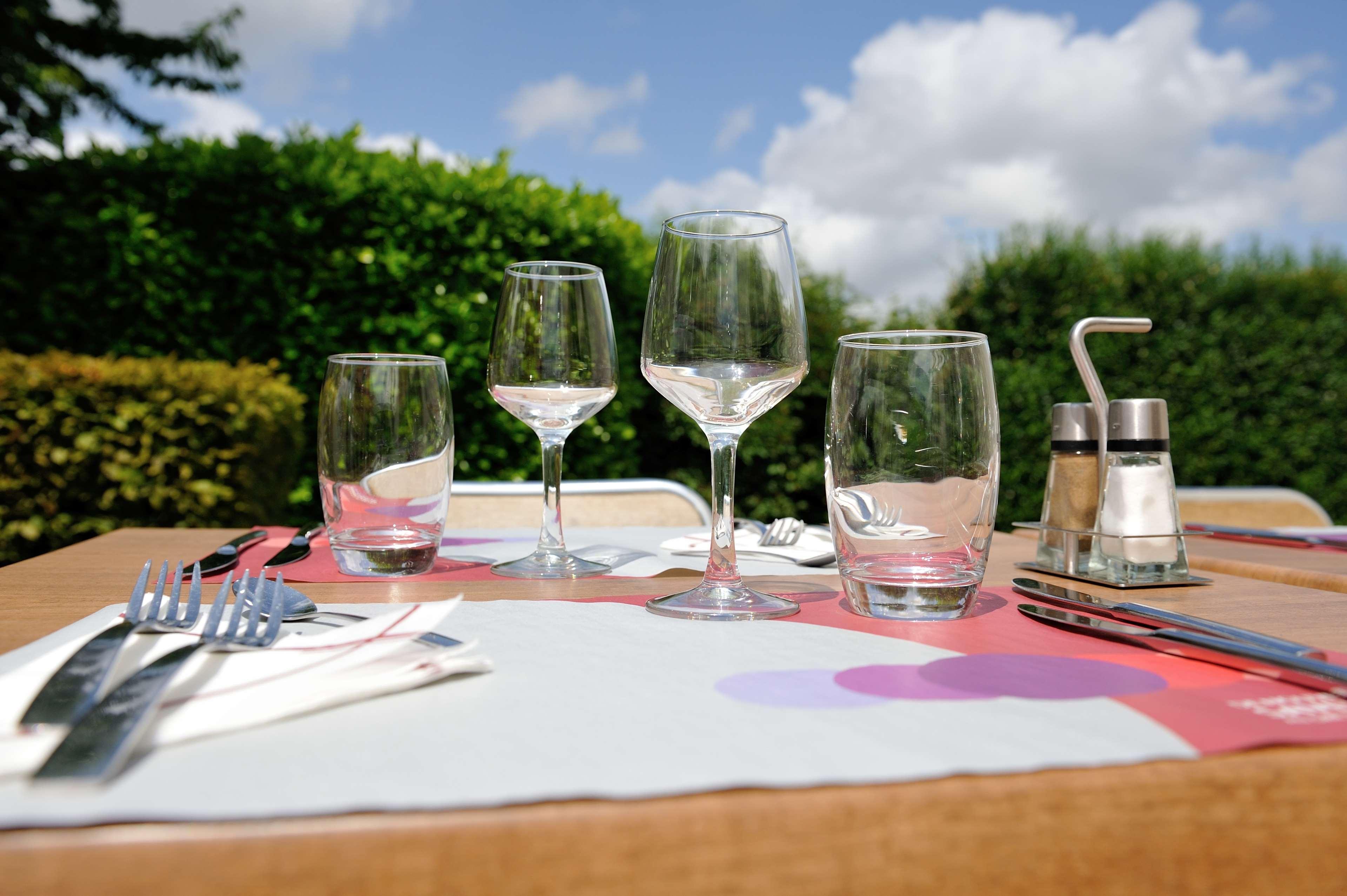 Campanile Evry Est - Saint Germain Les Corbeil Hotell Eksteriør bilde