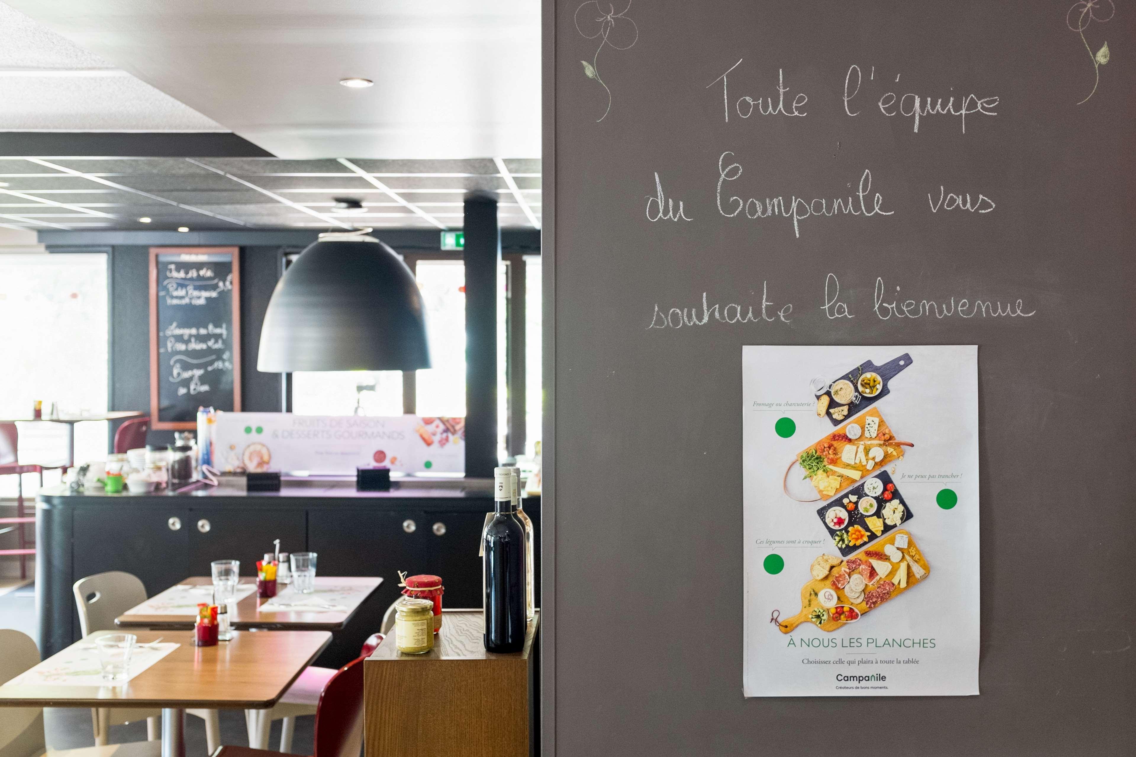 Campanile Evry Est - Saint Germain Les Corbeil Hotell Eksteriør bilde