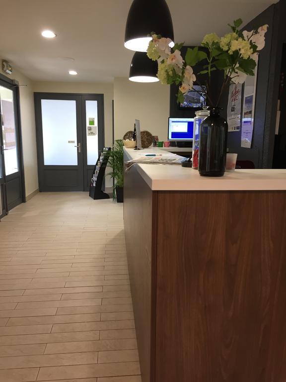 Campanile Evry Est - Saint Germain Les Corbeil Hotell Eksteriør bilde